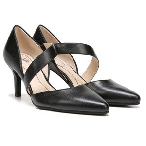 Life stride kamala pumps. Size 6.5M
